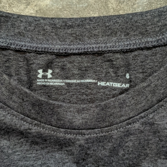 3-size 6 under armour t-shirts - Picture 2 of 6